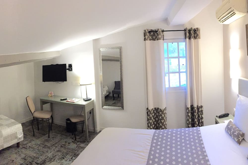 ホテル デュ ポン ヴュー 写真