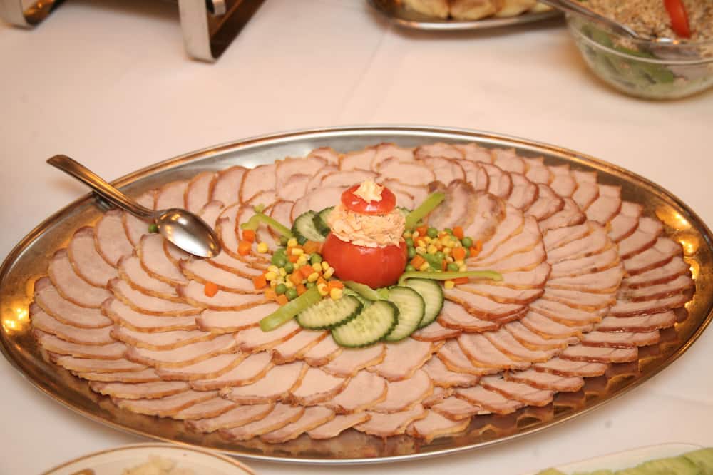 ホテル スラビジャ 写真