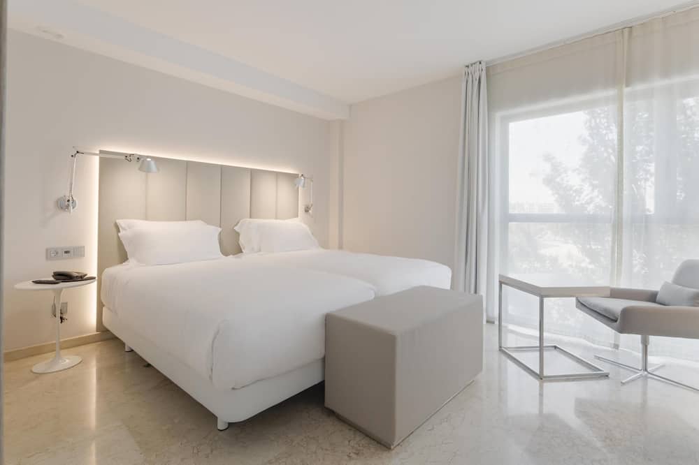 NH シウダット デ サラゴザ 写真