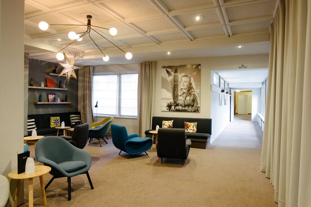 ホテル アンバサダー ツェルマット 写真