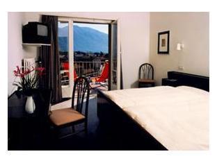 ホテル ガルニ モンタルディ 写真