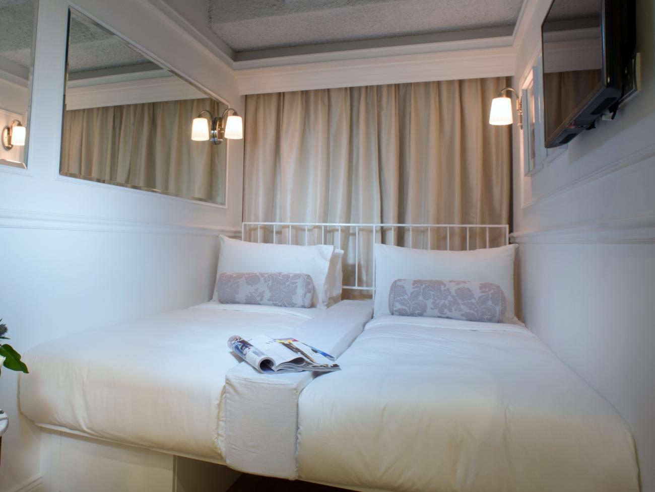 ミニ ホテル コーズウェイ ベイ 写真