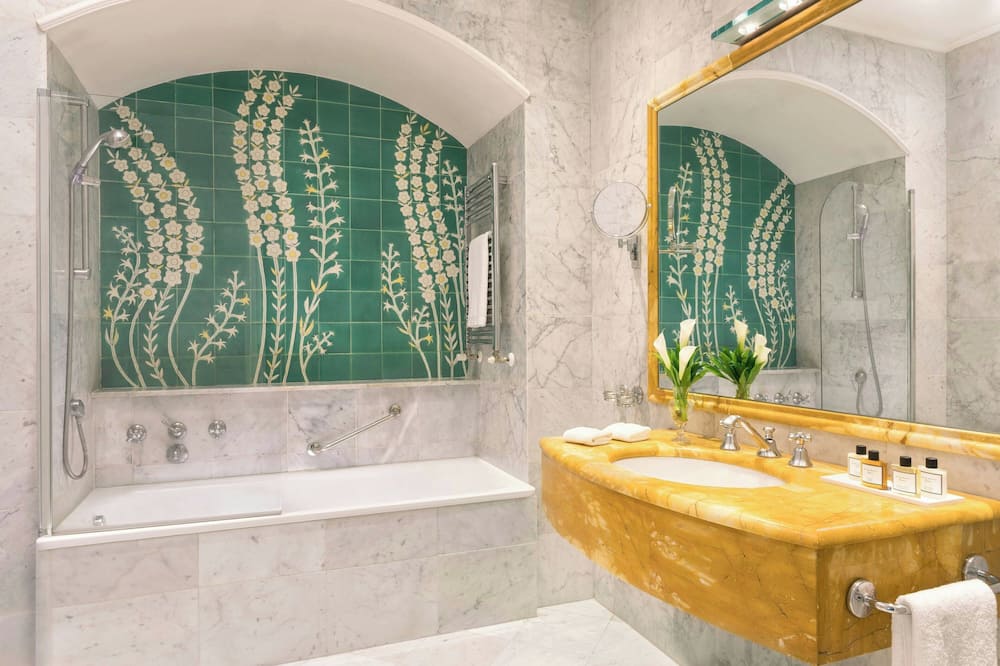 シーナ ヴィラ メディチ オートグラフ コレクション 写真