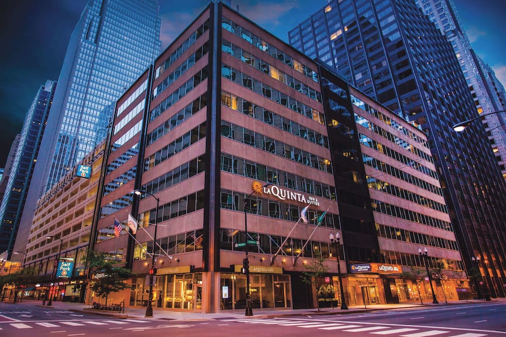 ラ キンタ イン&スイーツ バイ ウィンダム シカゴ ダウンタウン 写真