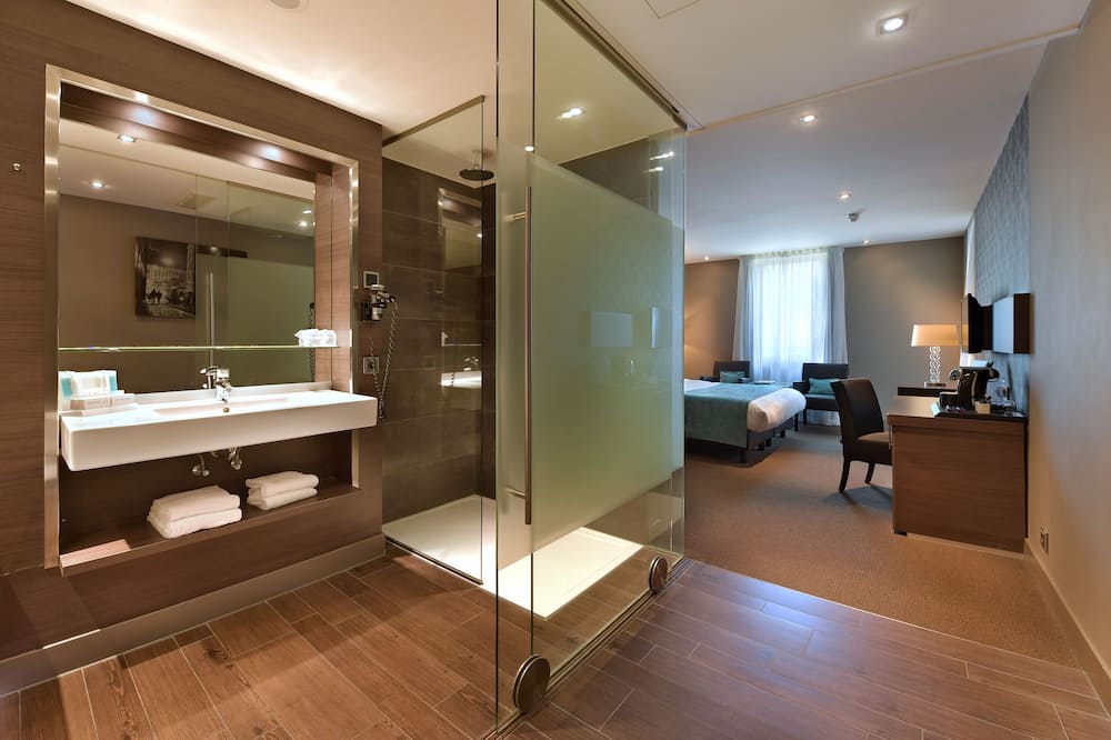 ファン デル ファルク ホテル ヒルゼ ティルブルフ 写真