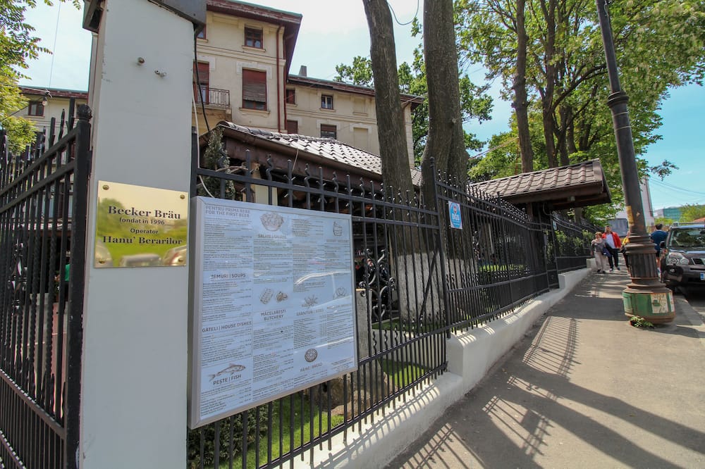 アベニュー パリアメント 写真