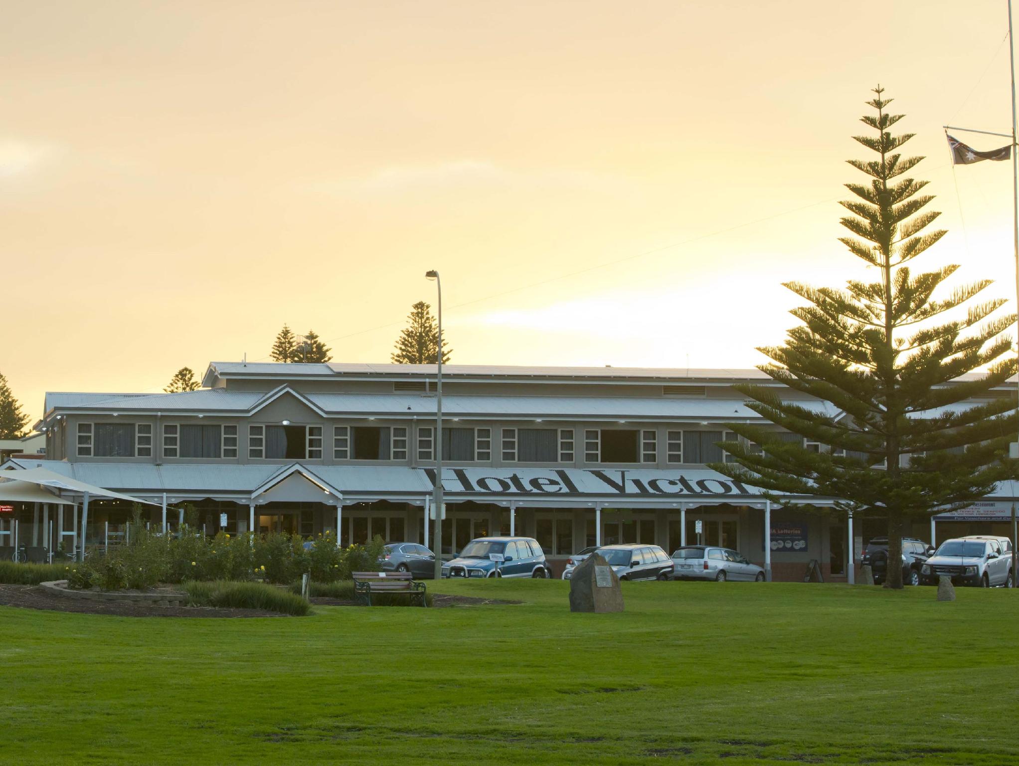 ホテル ビクター 写真