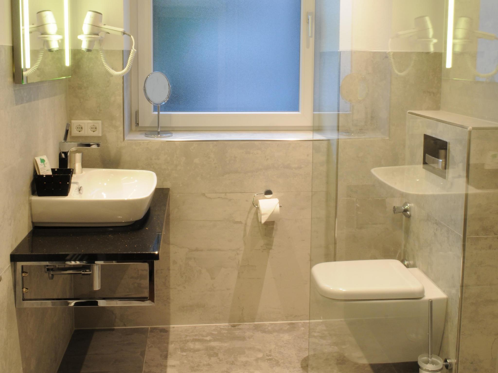 ヴィラ ヴェストエント ホテル アン デア メッセ 写真