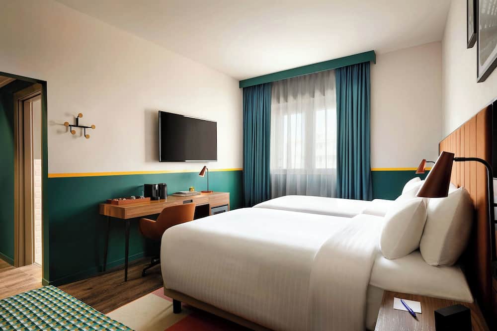 【ほぼ未使用】AUBERGE QUARTIER LATIN フォレスティエール デュオ ミラン ポルタ ヌオーヴァ、ア トリビュート ポートフォリオ