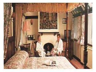 Roundabout Hotel 写真