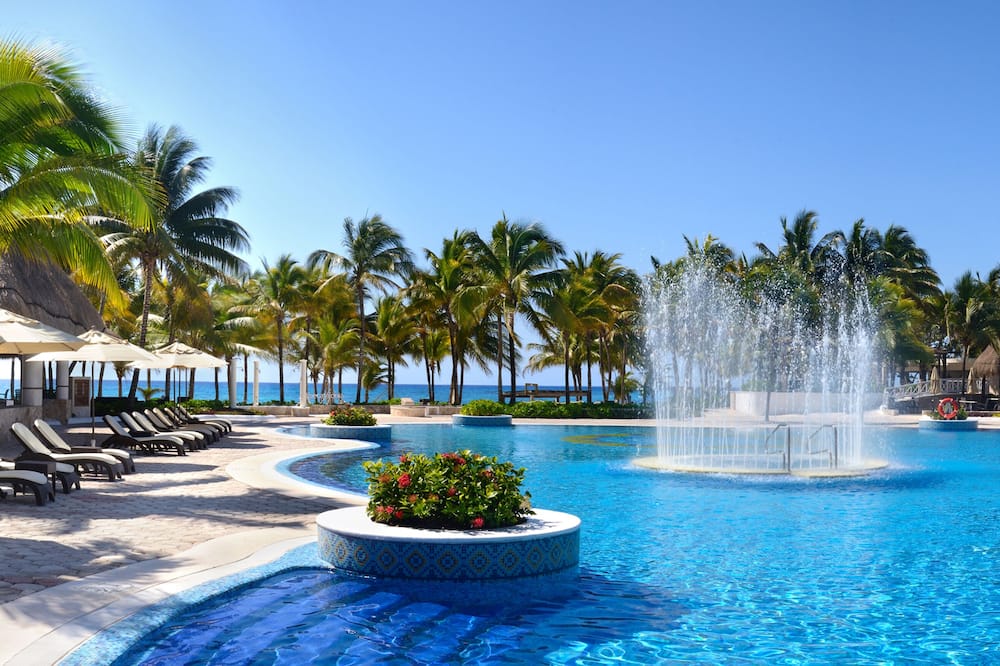 カタロニア ロイヤル トゥルム ビーチ&スパ リゾート【大人専用】オール インクルーシブ 写真