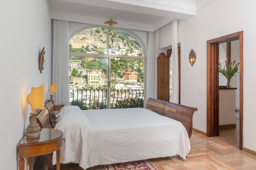 ホテル ポセイドン 写真