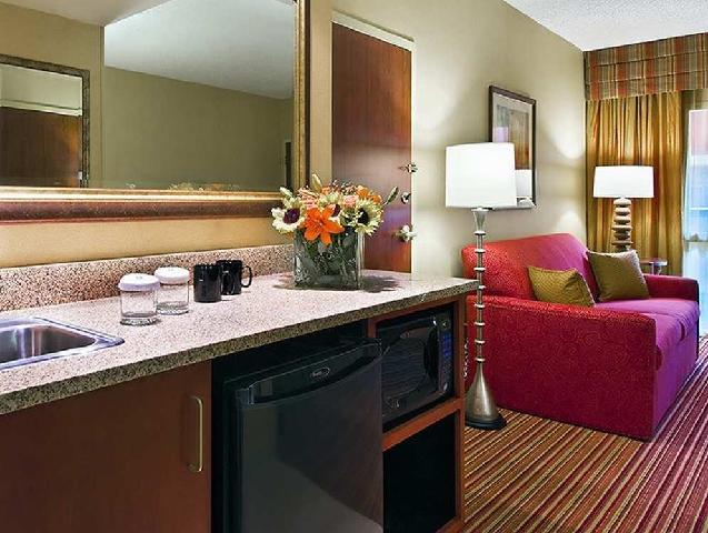 エンバシー スイーツ バイ ヒルトン ナッシュビル セ ムフリースボロ 写真