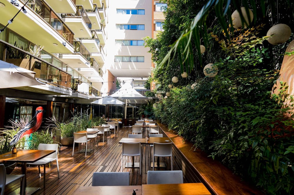 ホテル マデロ 写真