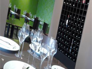 ホテル ドゥ フランス 写真