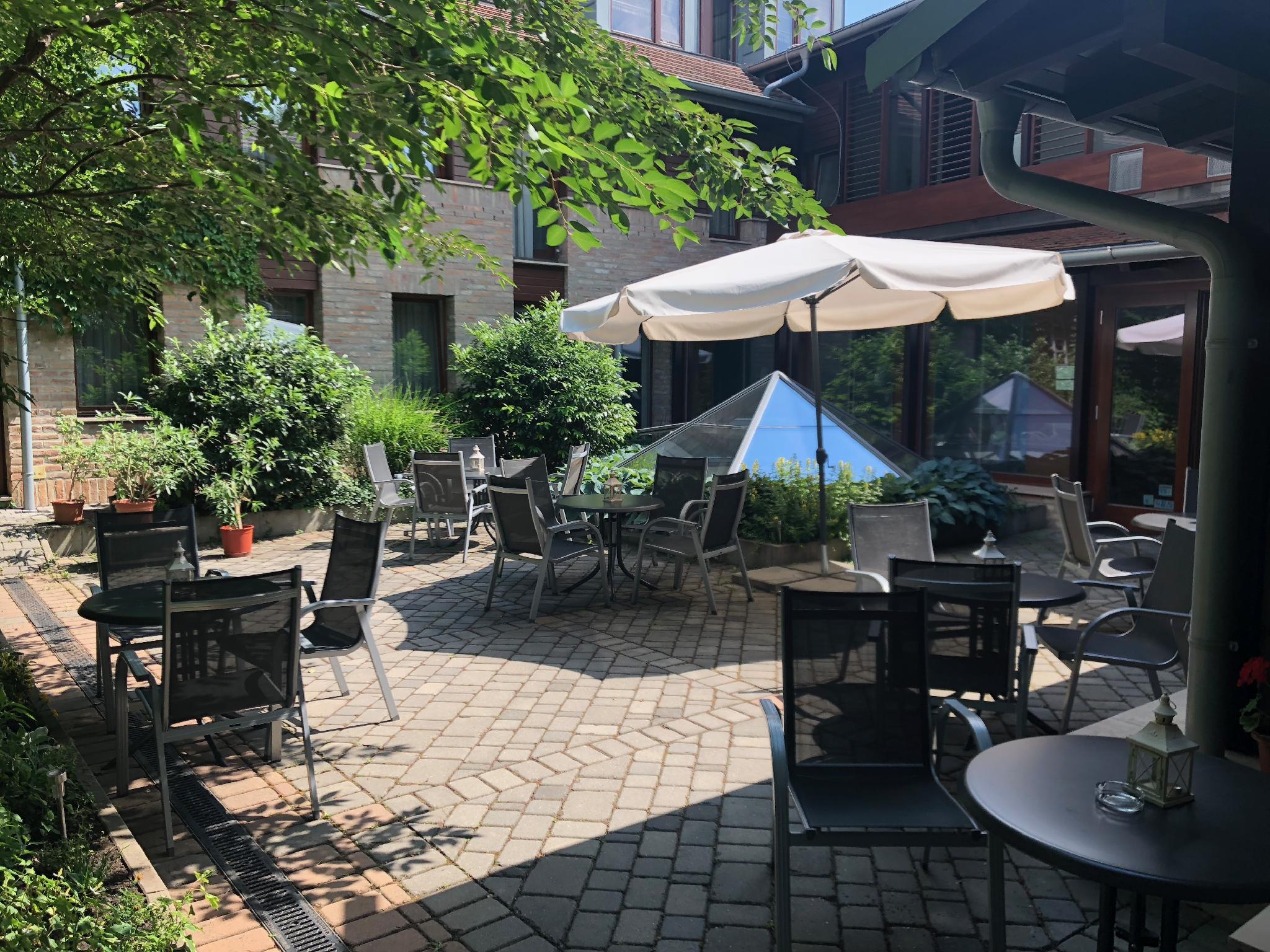 バジリカ アラット 写真