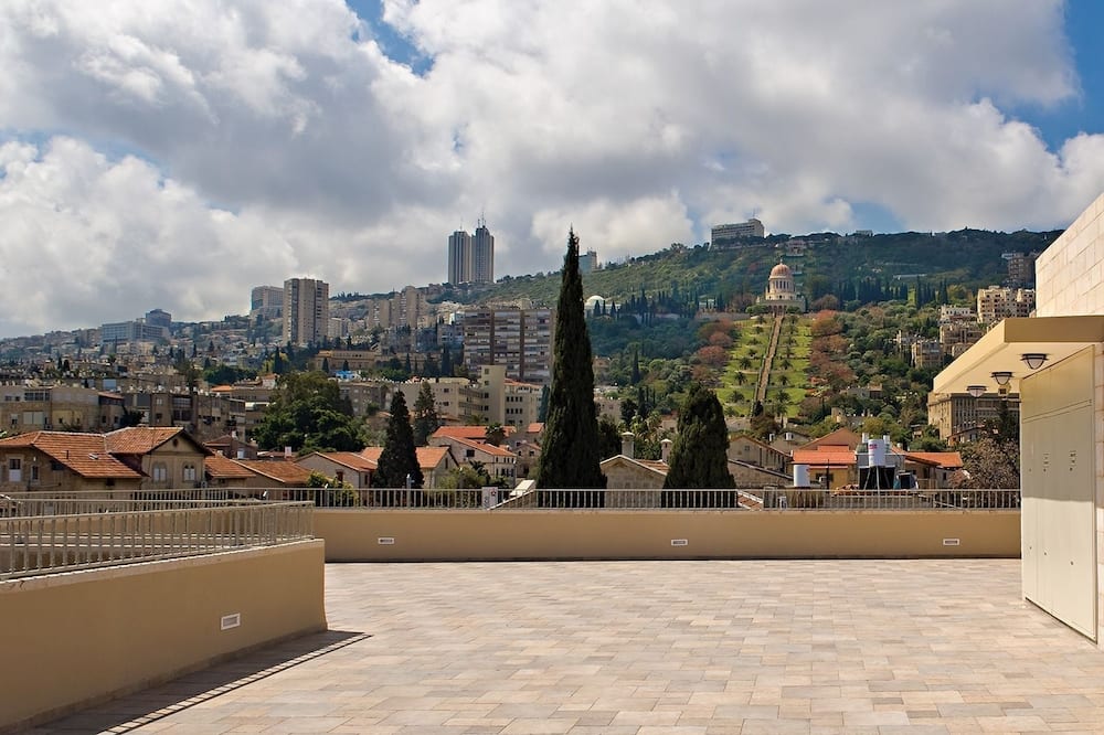 ザ コロニー ホテル 写真