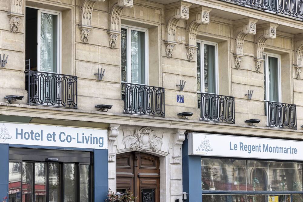 ル レジェント モンマルトル バイ ヒホフォストテルズ 写真