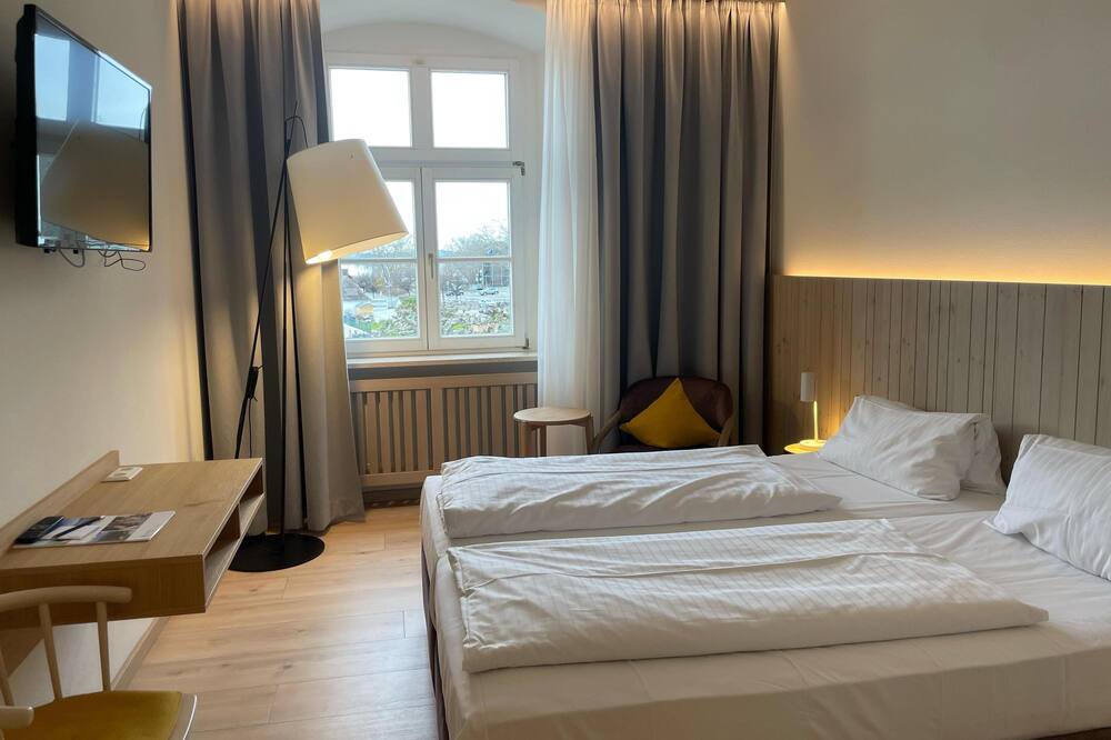 フレア ホテル ツム シフ 写真