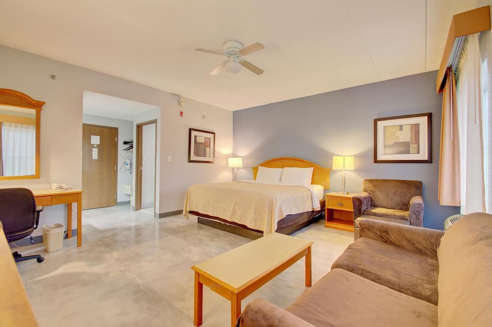 クオリティ イン & スイーツ CVG エアポート 写真