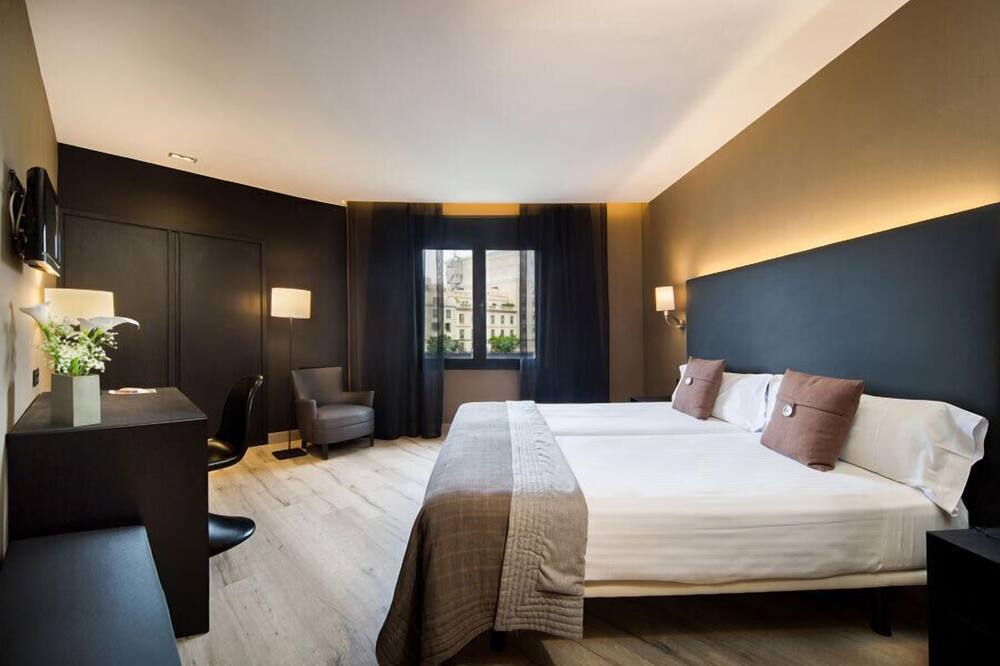 ホテル パセオ デ グラシア 写真