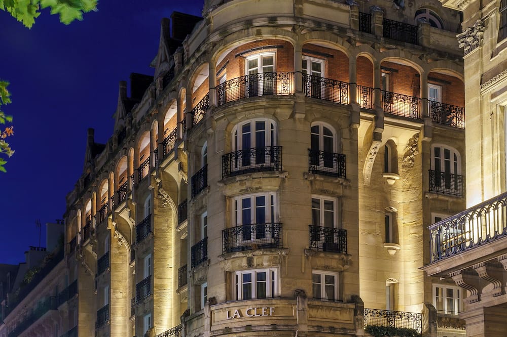 ラ クレ ルーブル パリ バイ ザ クレスト コレクション 写真