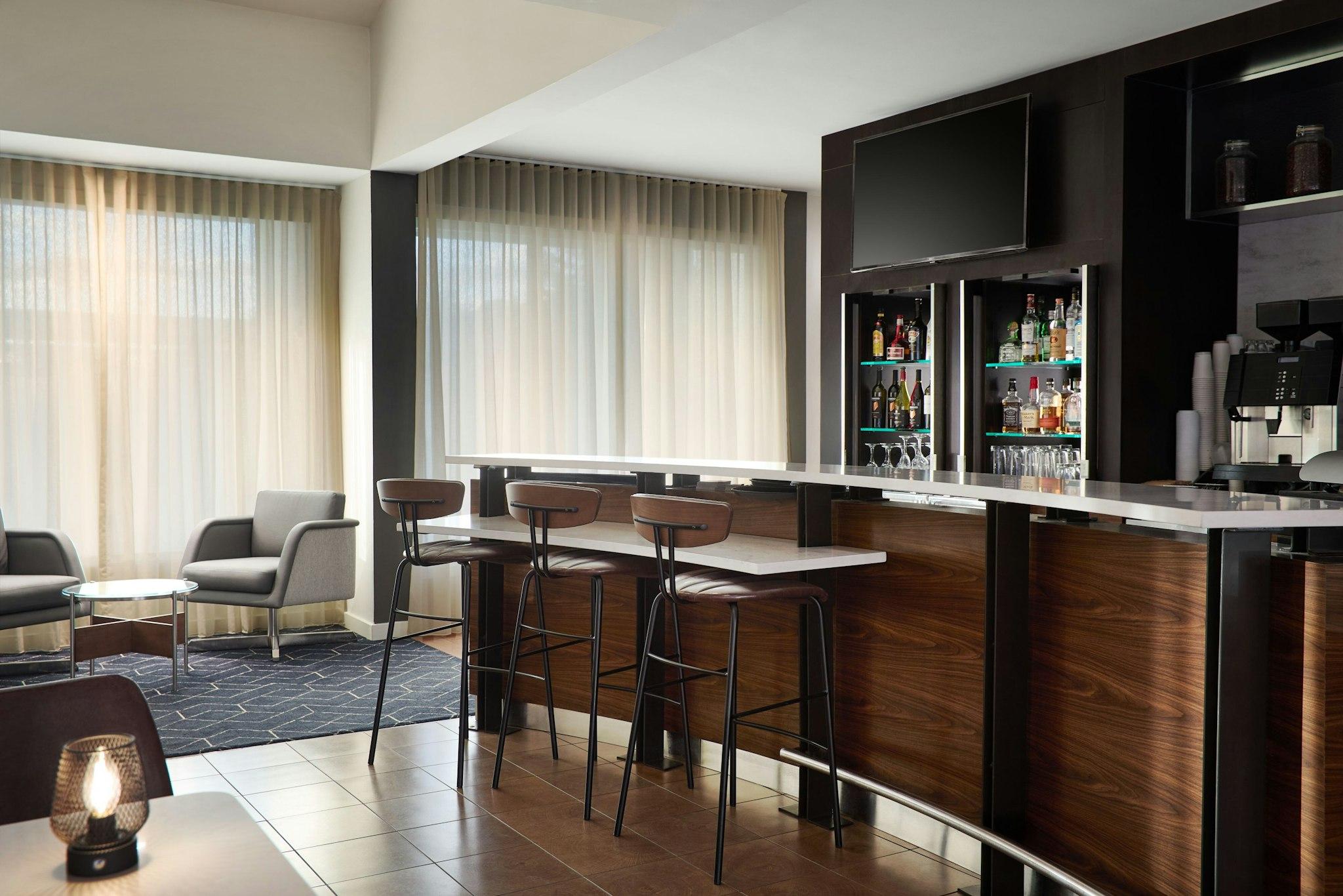 Courtyard by Marriott St. Louis Creve Coeur 写真