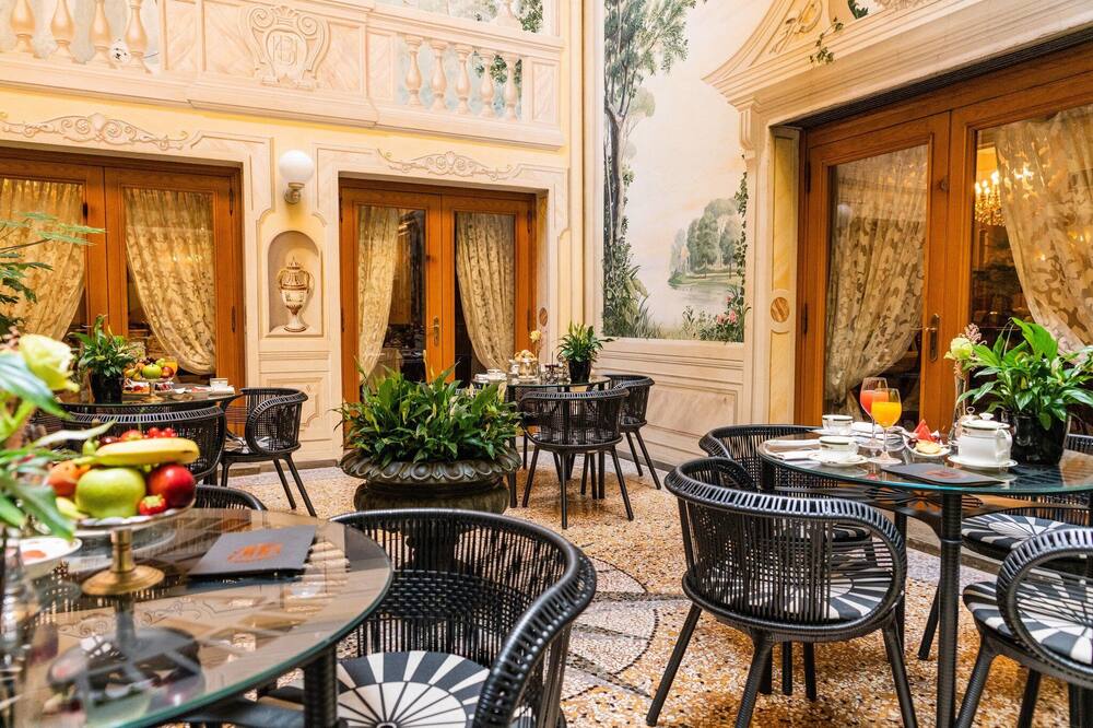 Grand Hotel Majestic gia' Baglioni 写真