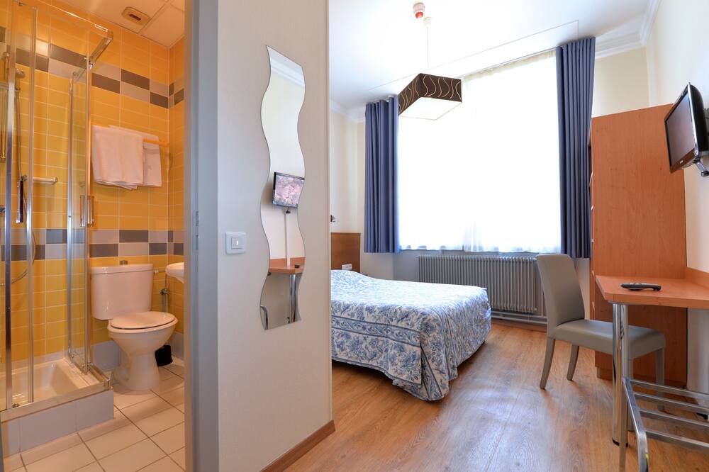 ホテル ドンタンヴィル 写真