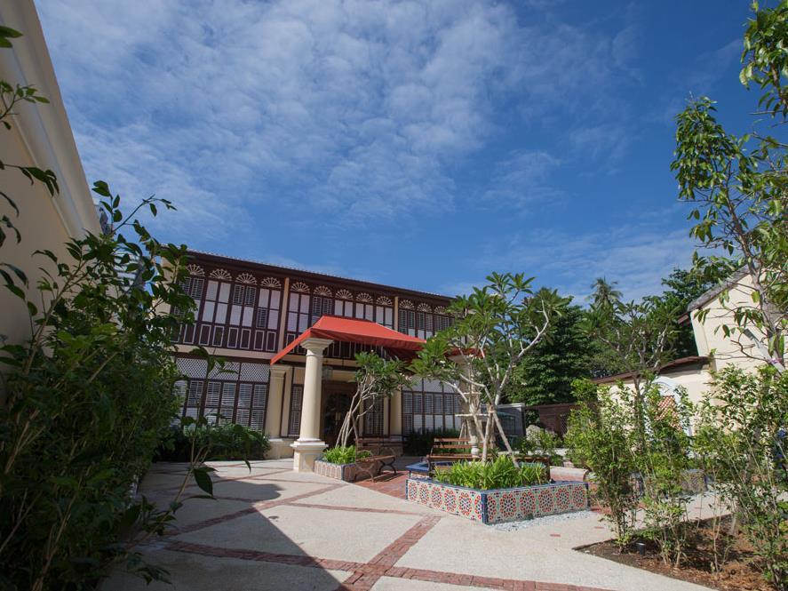 ジャウィ ペラナカン マンション 写真