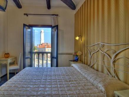 ホテル アル ソフィアドール 写真