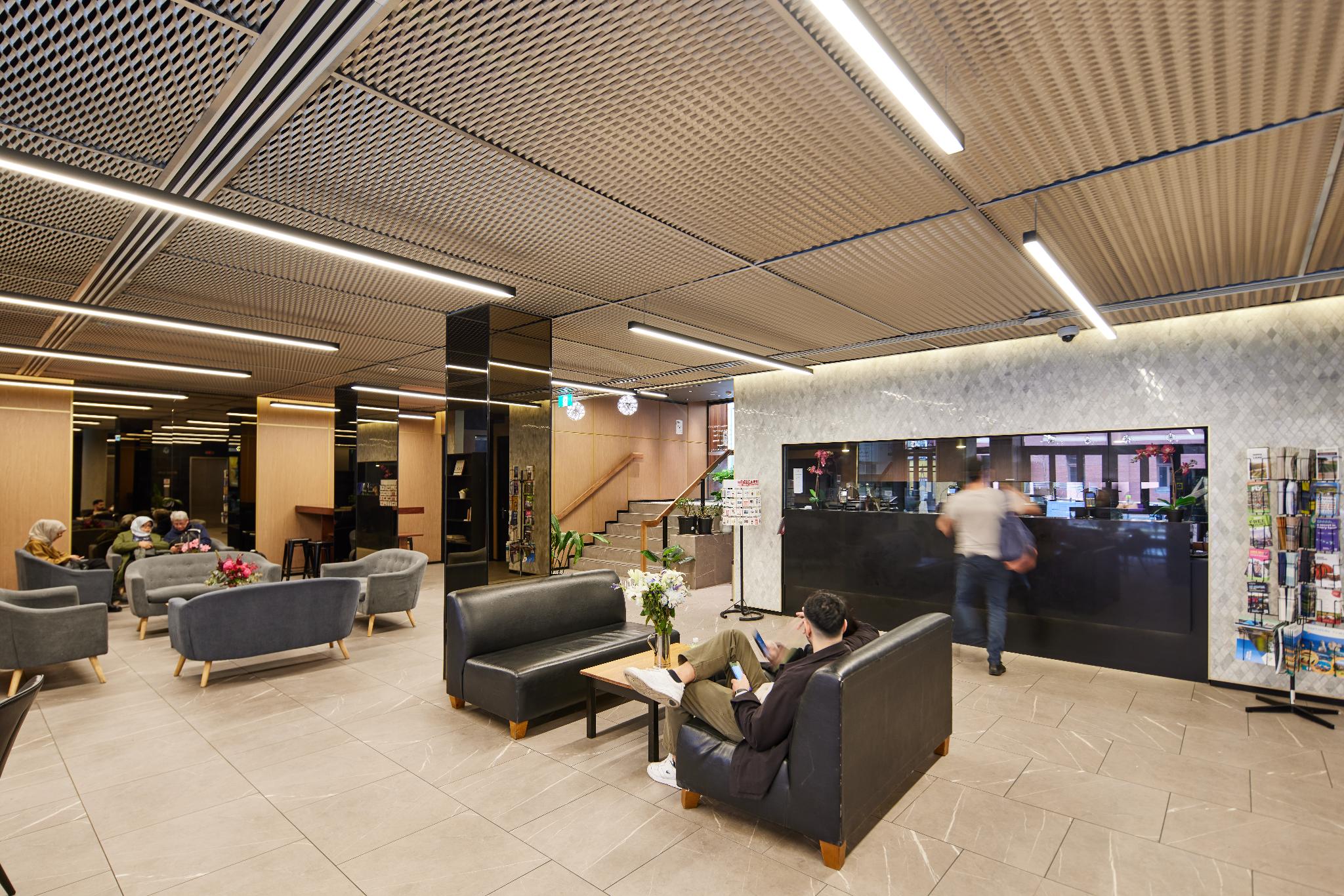 アロー オン スワンストン 写真