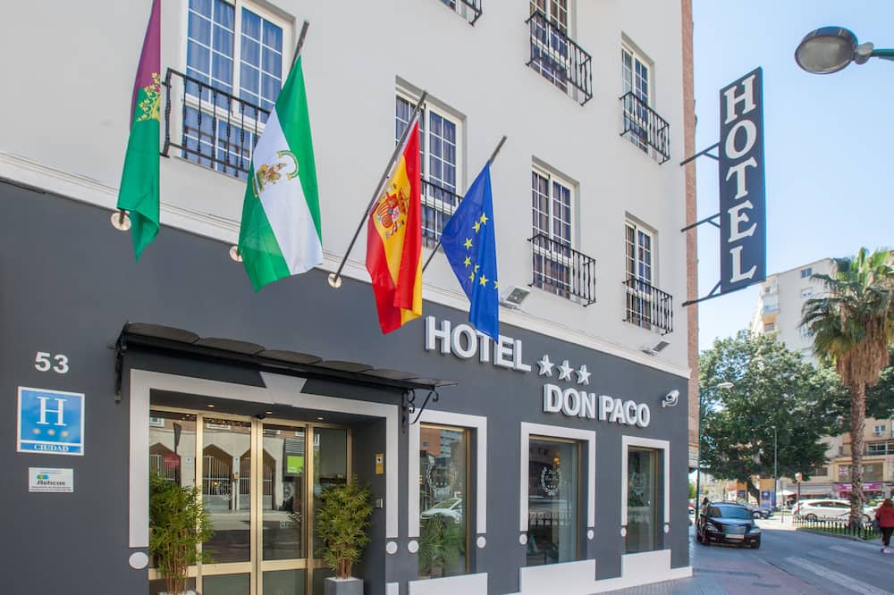 ホテル ドン パコ 写真