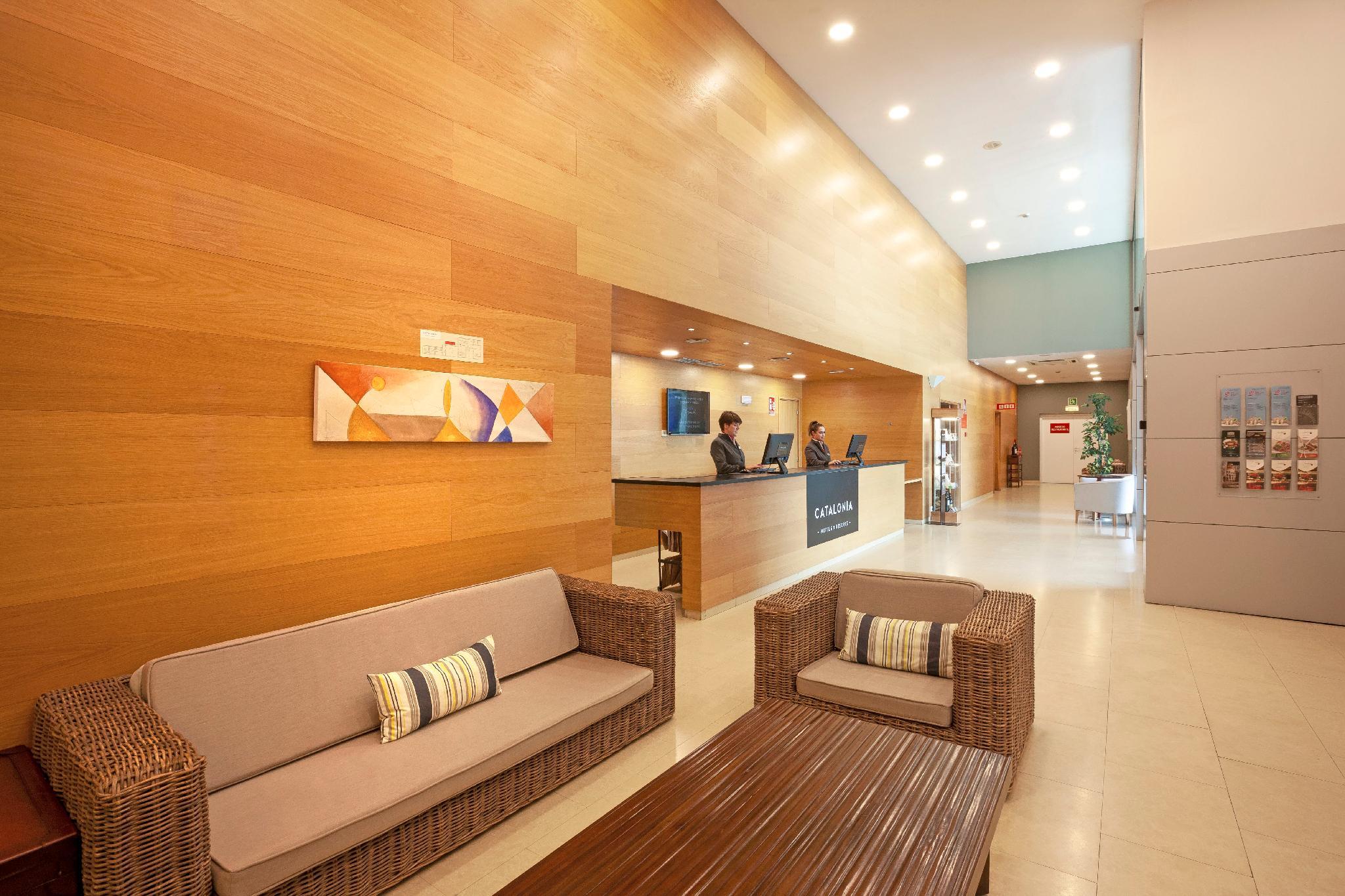 ホテル カタロニア ラス カナス 写真