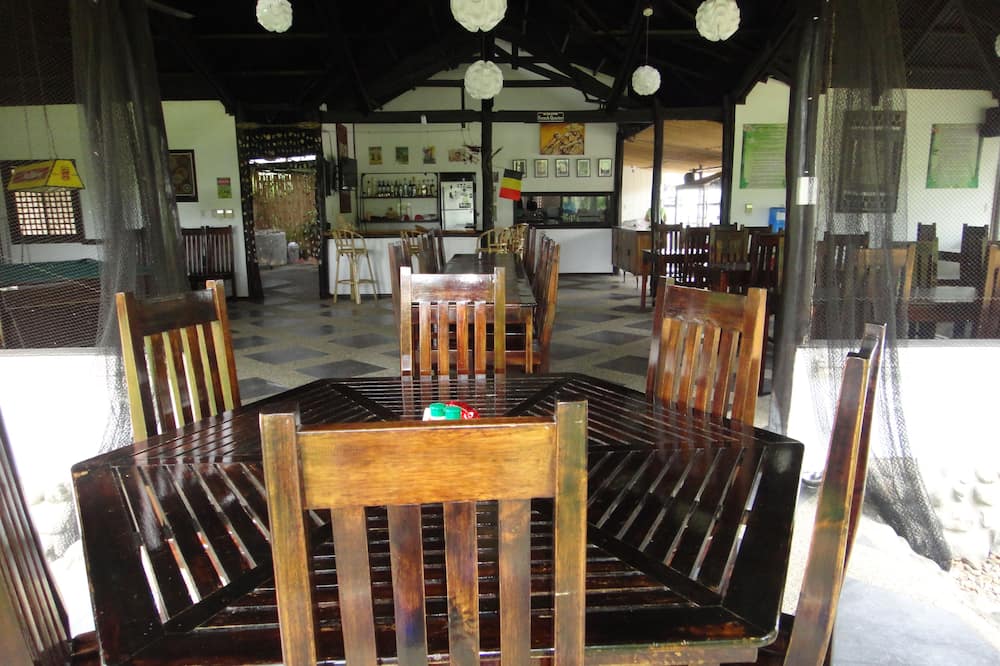 バライ ツコ ガーデン イン 写真