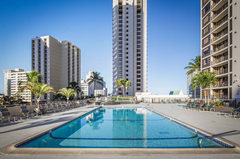 アストン アット ザ ワイキキ バニアン 写真