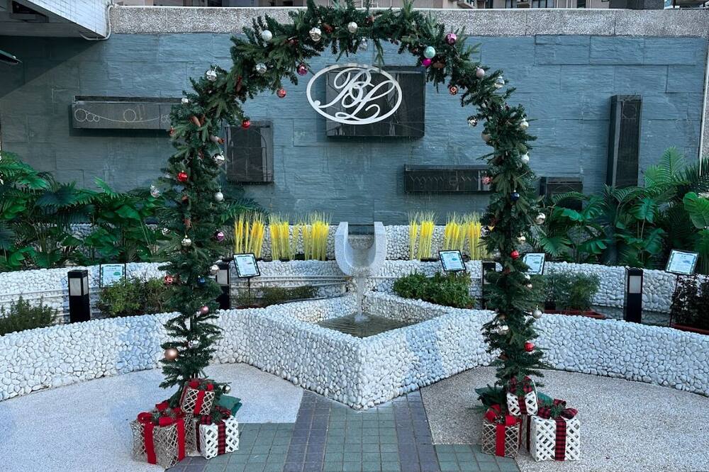 ビショップ レイ インターナショナル ホテル 写真