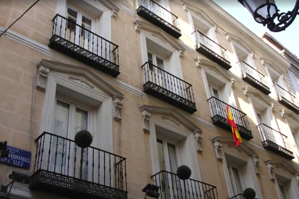 スイート プラド 写真