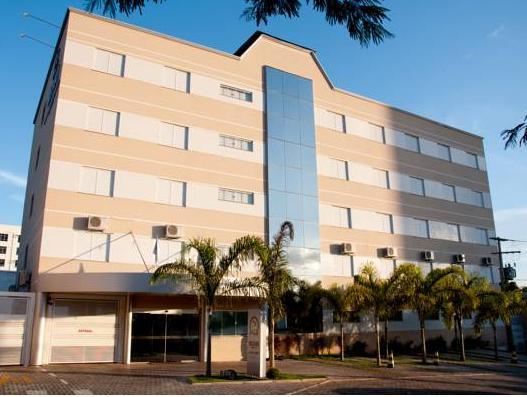 ホテル ロアリ 写真