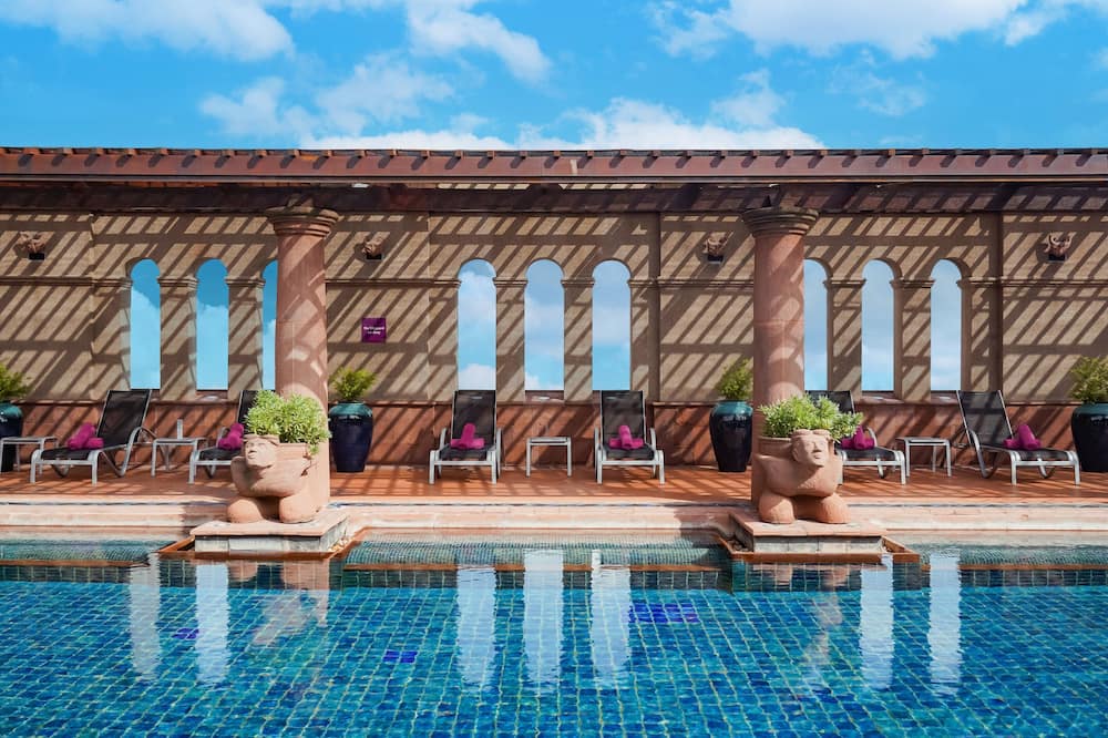 クラウンプラザ バンコク ルンピニパーク バイ IHG 写真