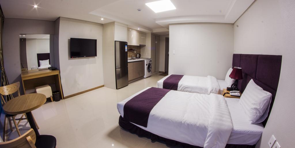 ジェイ ホテル 写真