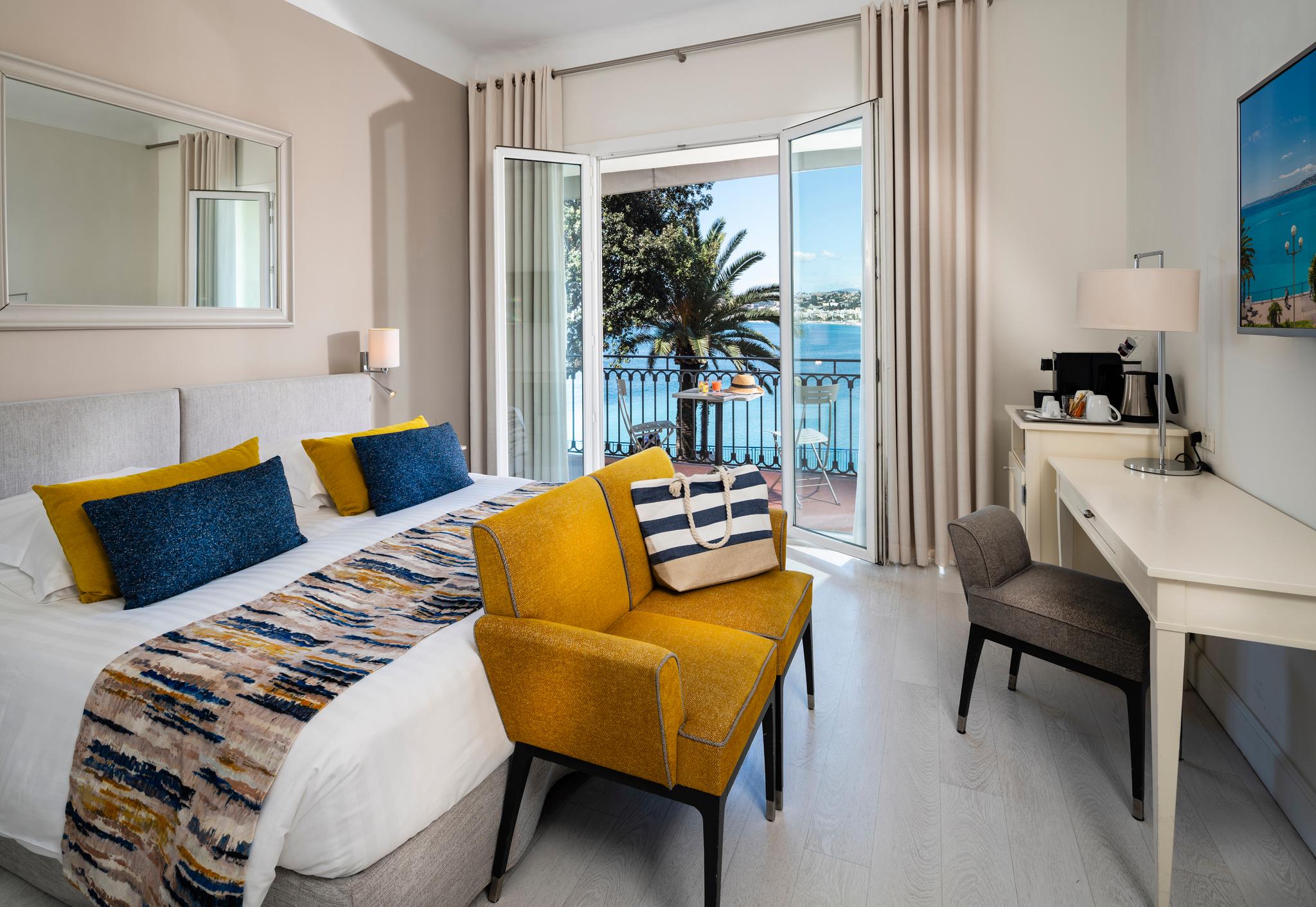 ホテル スイス 写真