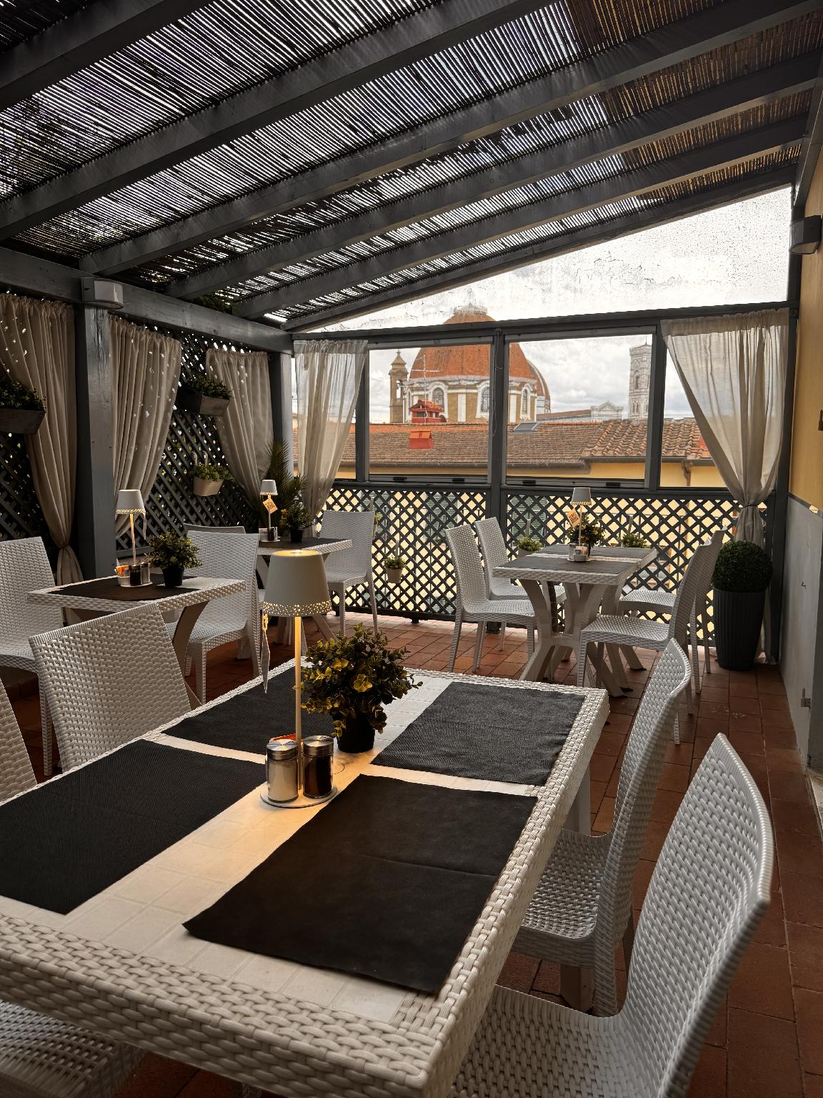 ホテル アリナーリ 写真