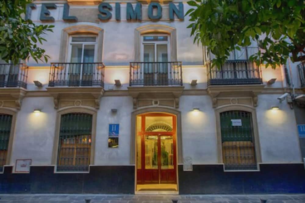 ホテル シモン 写真