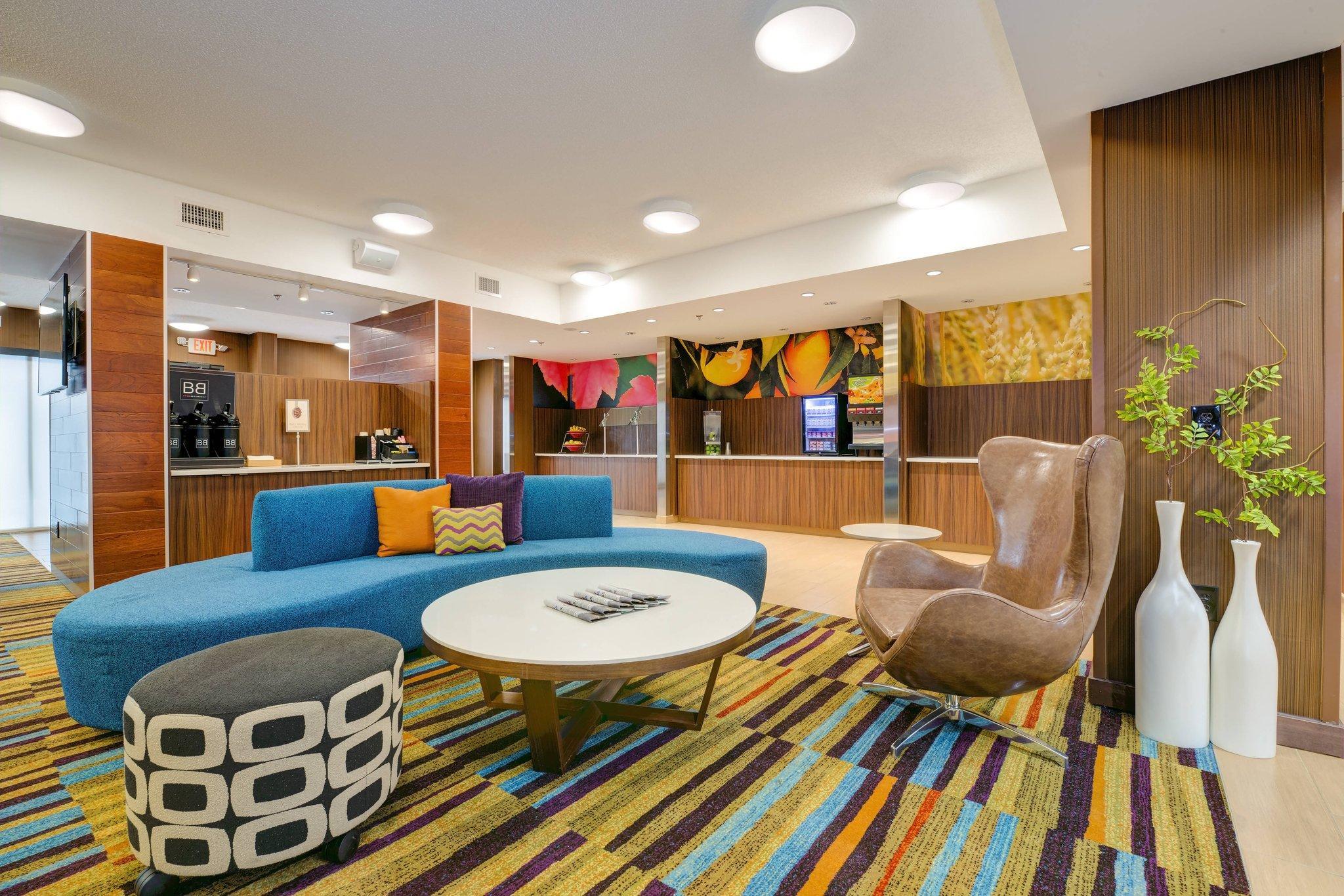 フェアフィールド イン & スイート グリーンビル シンプソンズヴィル 写真