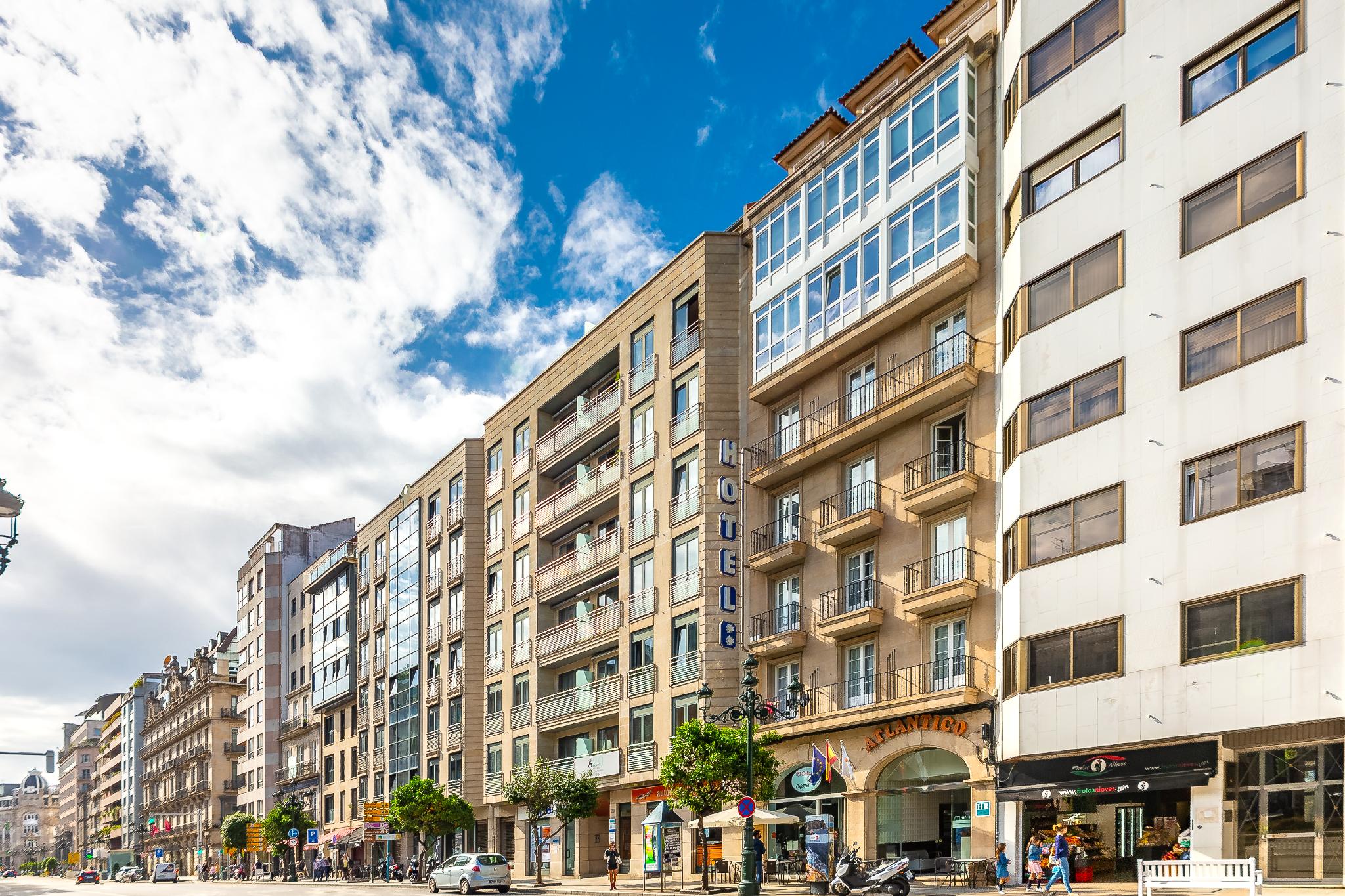 ホテル アトランティコ ビゴ 写真