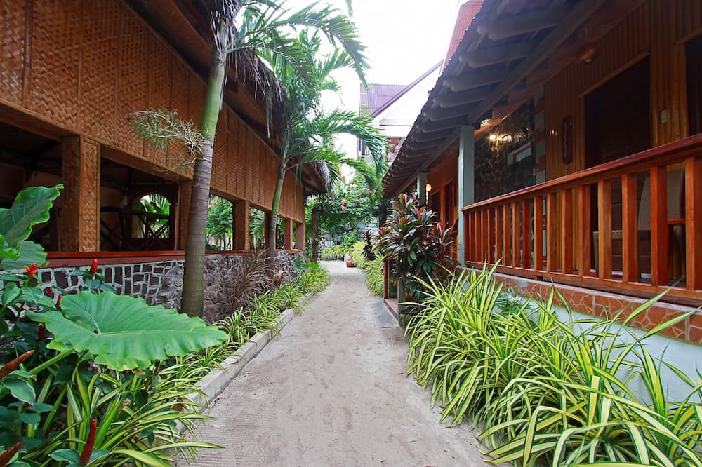 ニギ ニギ トゥー ビーチ リゾート 写真