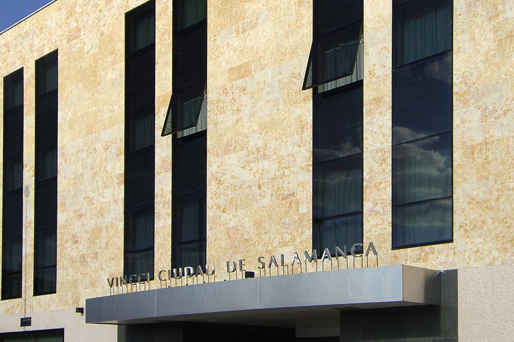 ヴィンチ シウダッド デ サラマンカ ホテル 写真