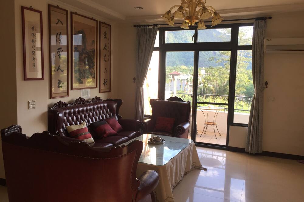 チル ヴィラ (闕麒景觀民宿) 写真