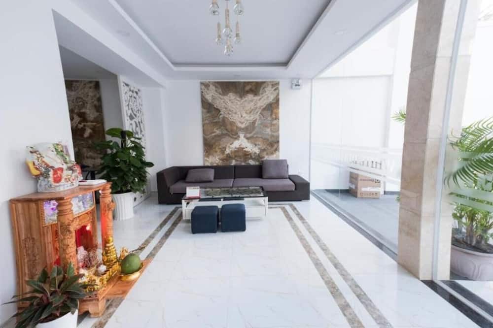 ホワイト ダイヤモンド エアポート ホテル 写真